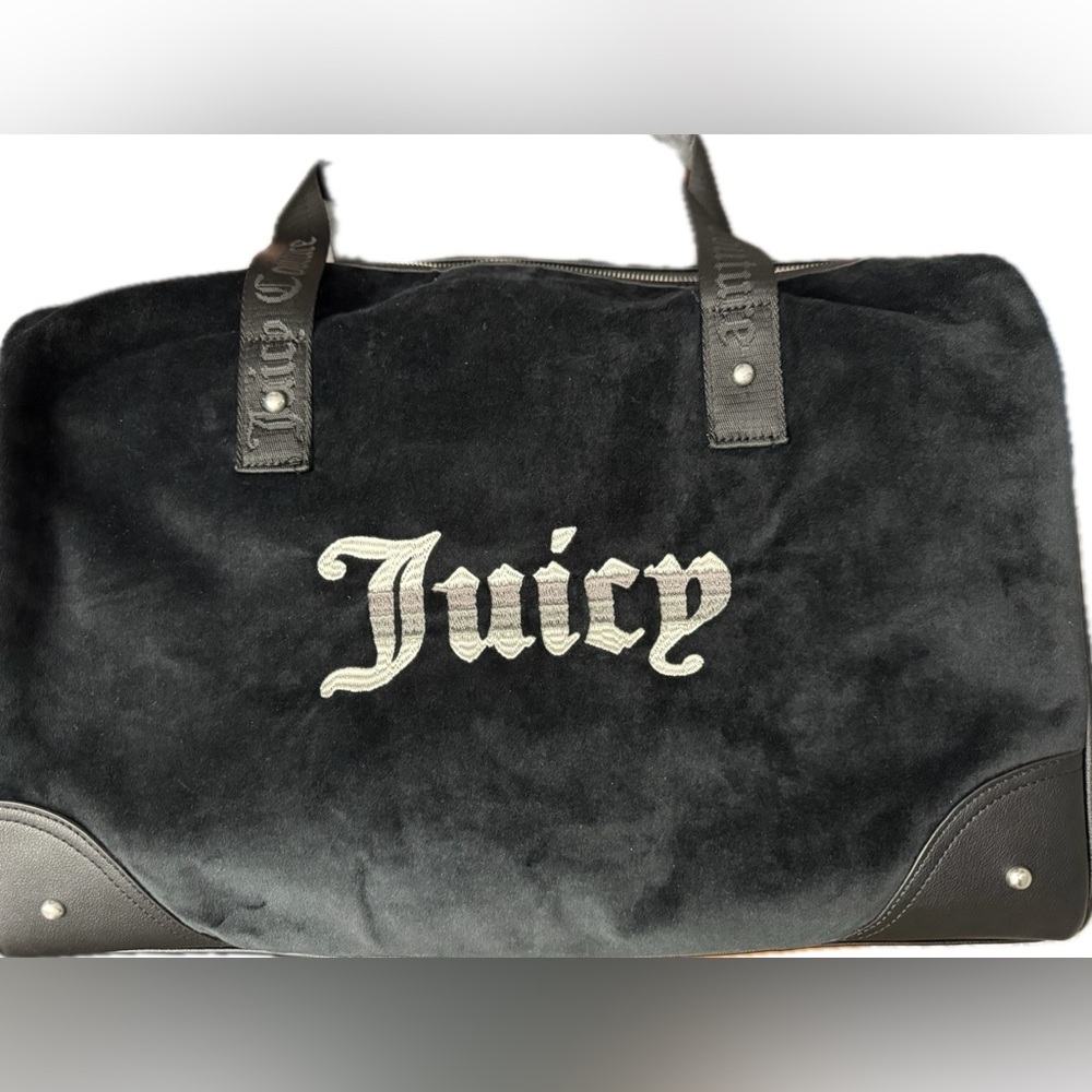 Juicy Couture Retro Vibe Weekender 🖤
